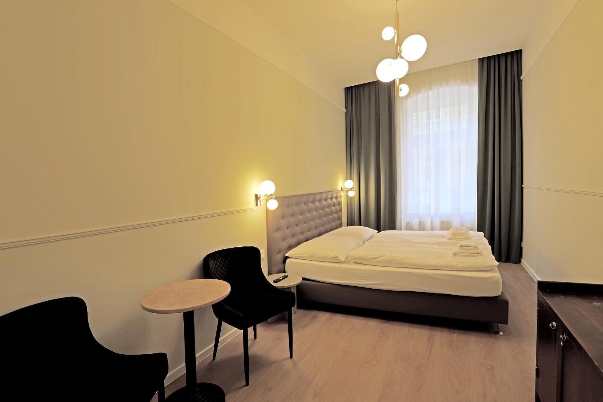 Hotel Kavalir Karlsbad Exteriör bild