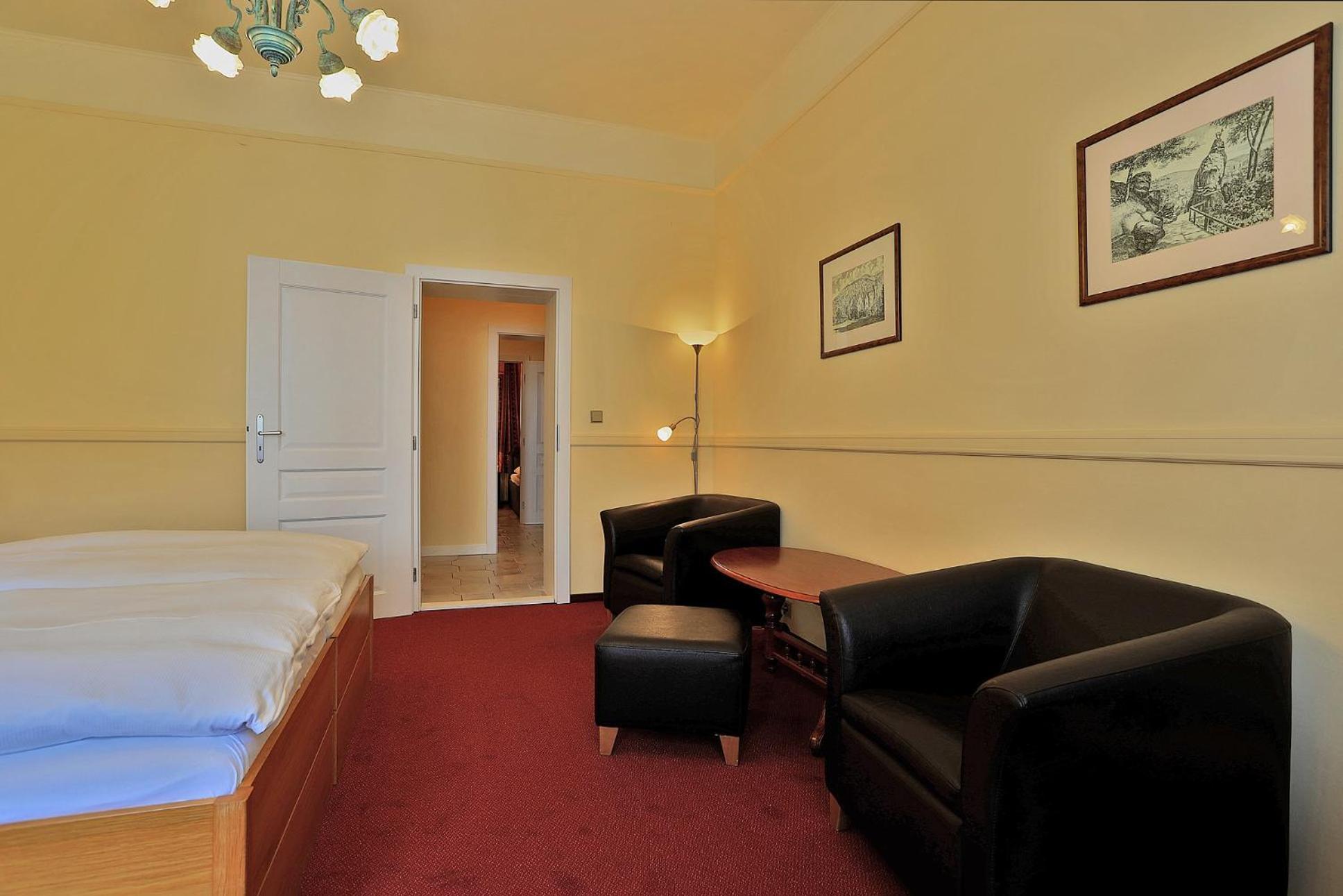 Hotel Kavalir Karlsbad Rum bild
