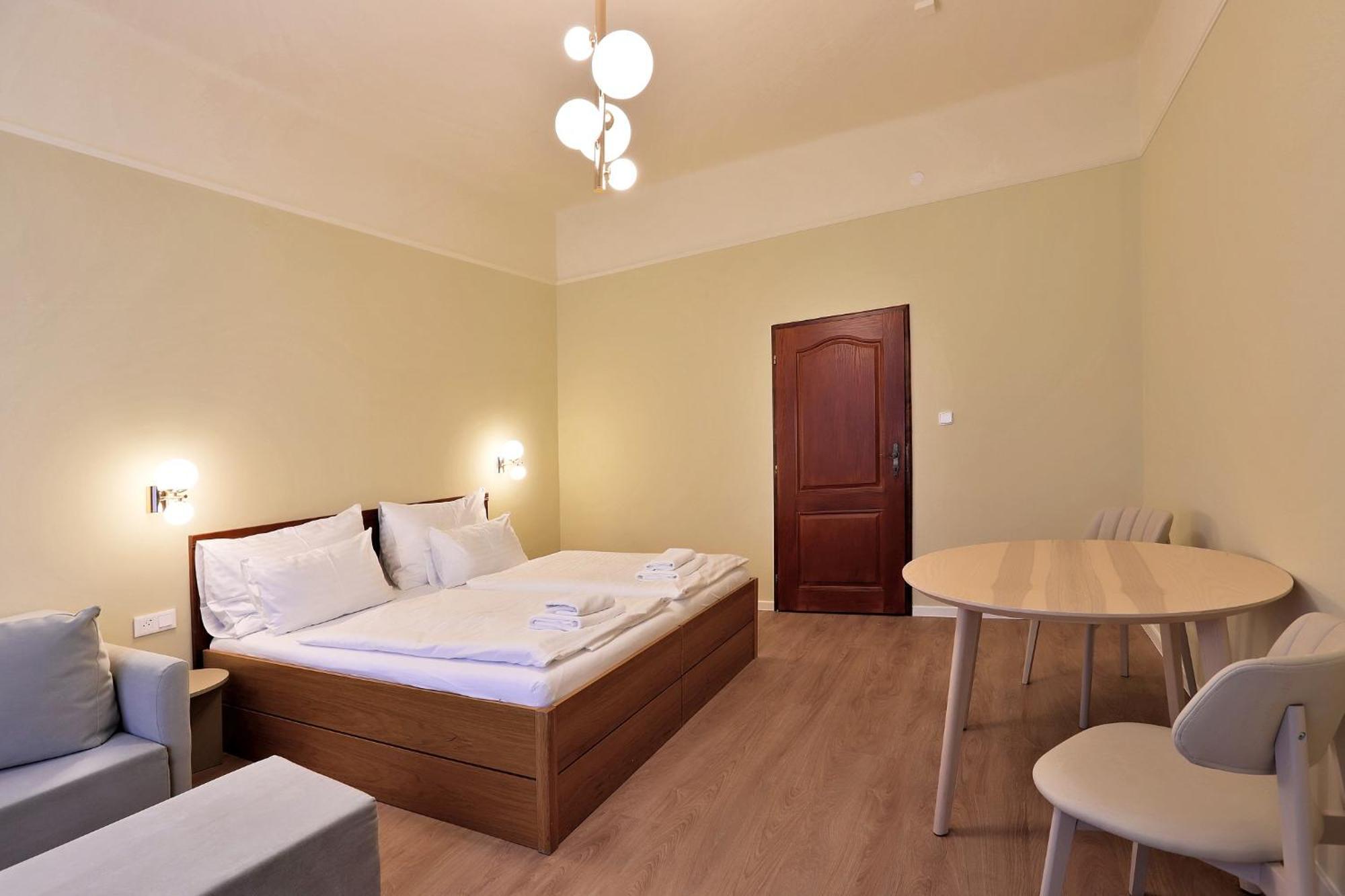 Hotel Kavalir Karlsbad Exteriör bild
